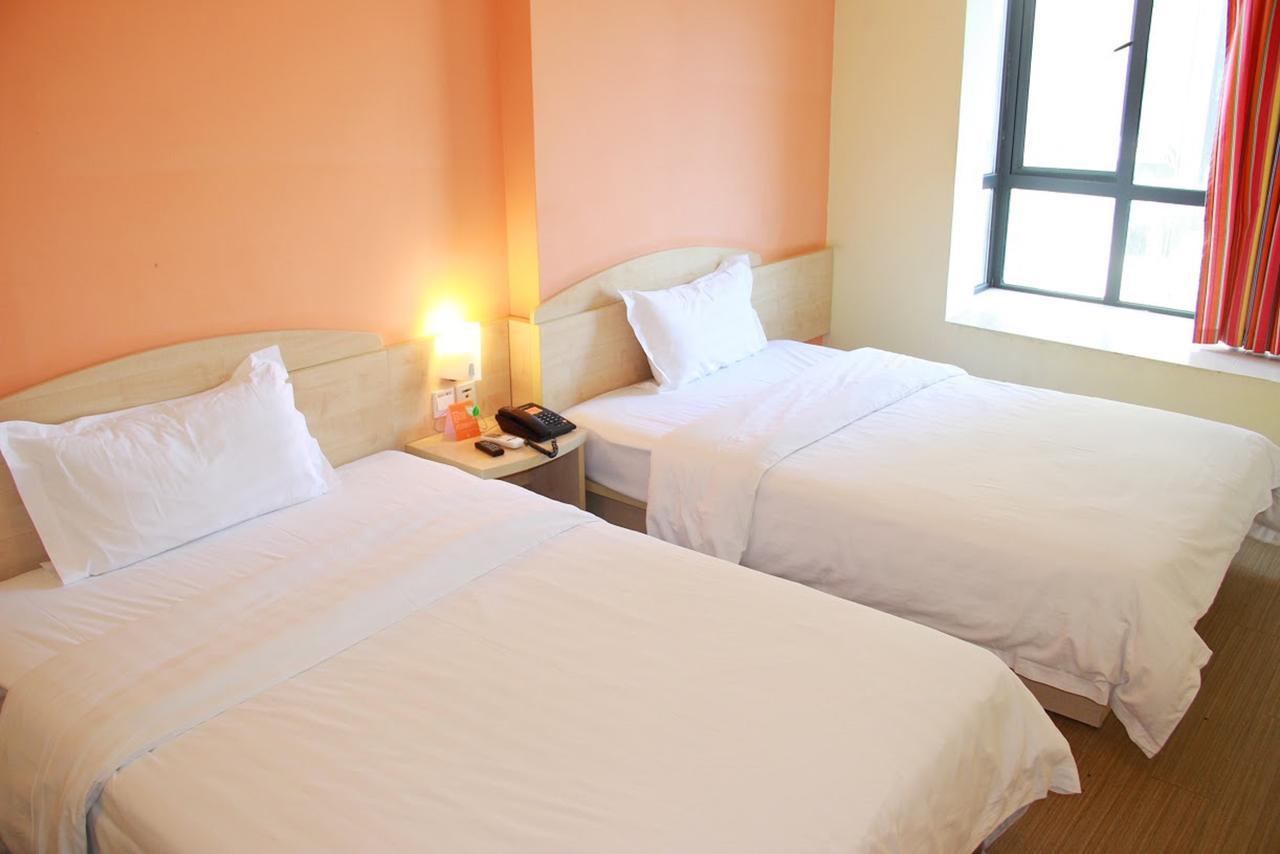 7Days Inn Huaihua Mayang Binhe Road Dış mekan fotoğraf